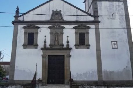 Igreja Matriz de Eixo